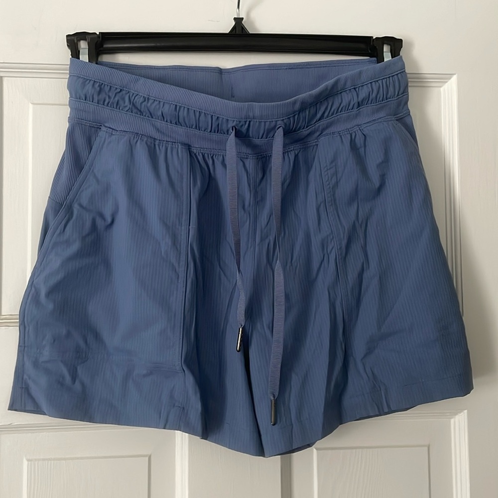 Lululemon Dance Studio High-Rise Short 3.5"